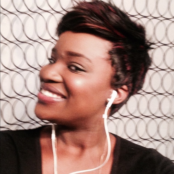 Meet your Posher, Betsy - Picture 1 of 1